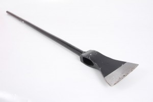 Ледоруб-топор кованый (общий вес 1,7 кг.) с металлической ручкой ― РусСнабЖение
